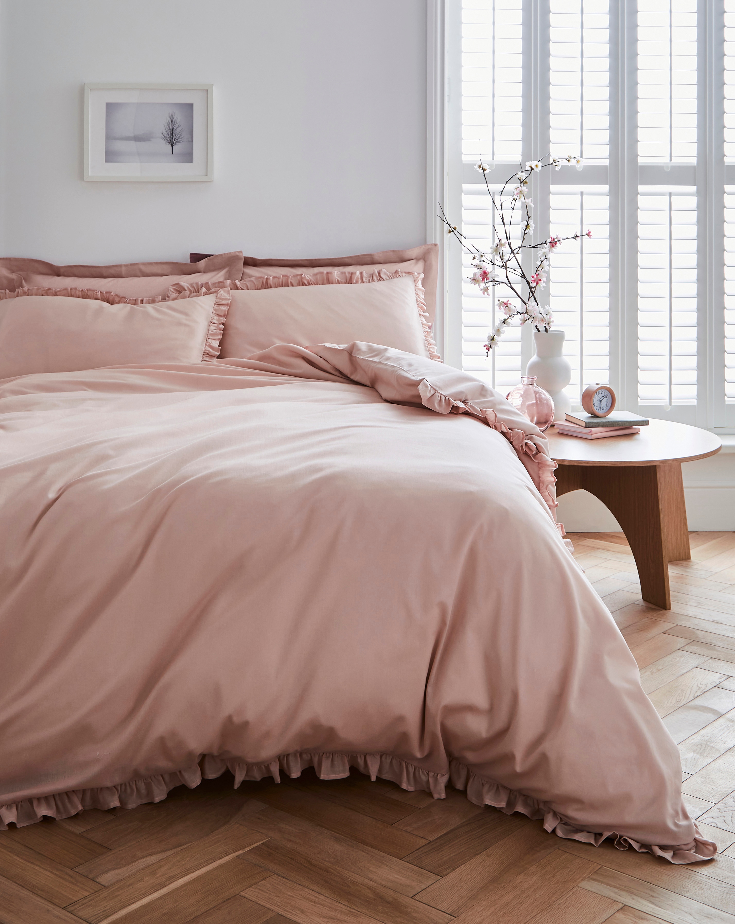 Ruffled Edge Duvet Set