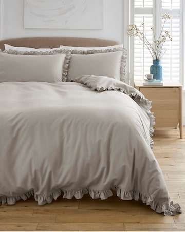 Ruffled Edge Duvet Cover Set