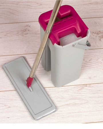 Kleeneze Flat Head Mop and Bucket
