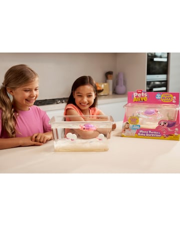 Pets Alive Mama & Baby Surprise Mama Turtle Playset