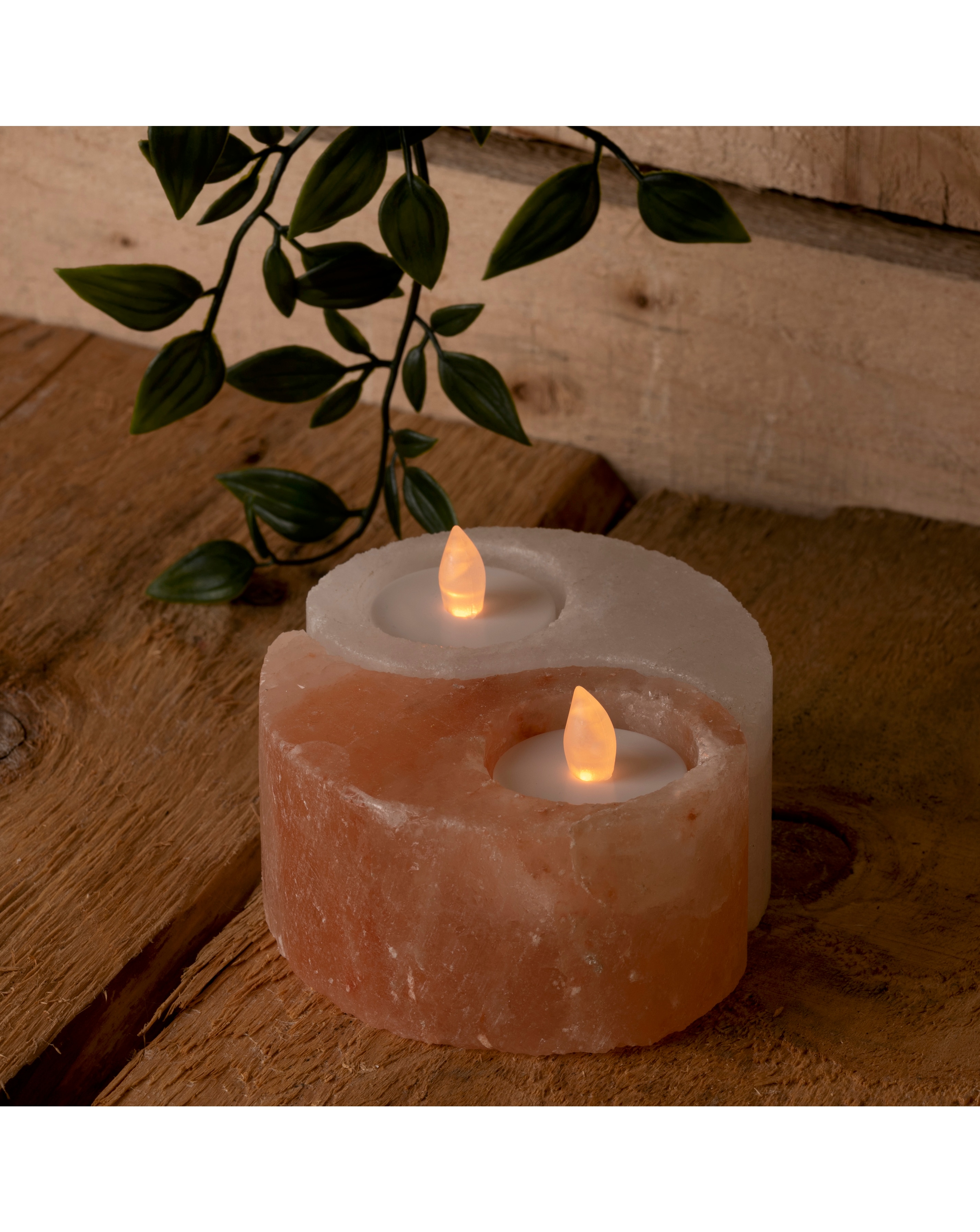 New In - Serenity Yin and Yang Rock Salt Holder