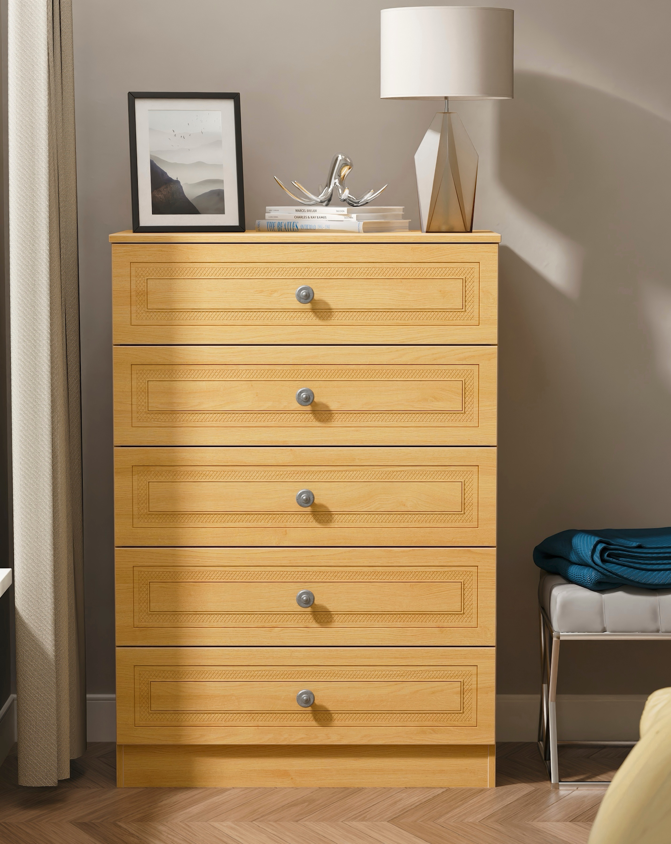 New In - Richmond Assembled 5 Drawer Chest