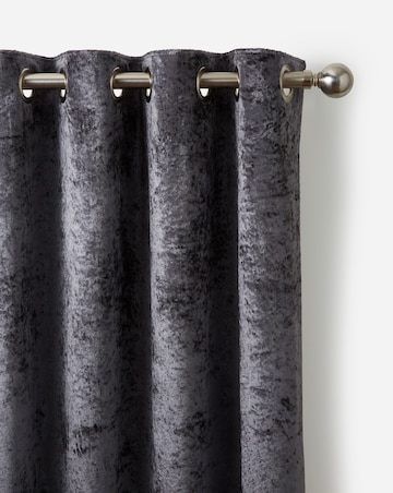 Crushed Velvet Lined Eyelet Curtains