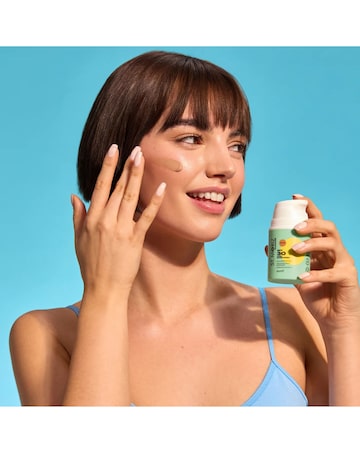 St Moriz SPF 30 Tinted Face Sunscreen Duo