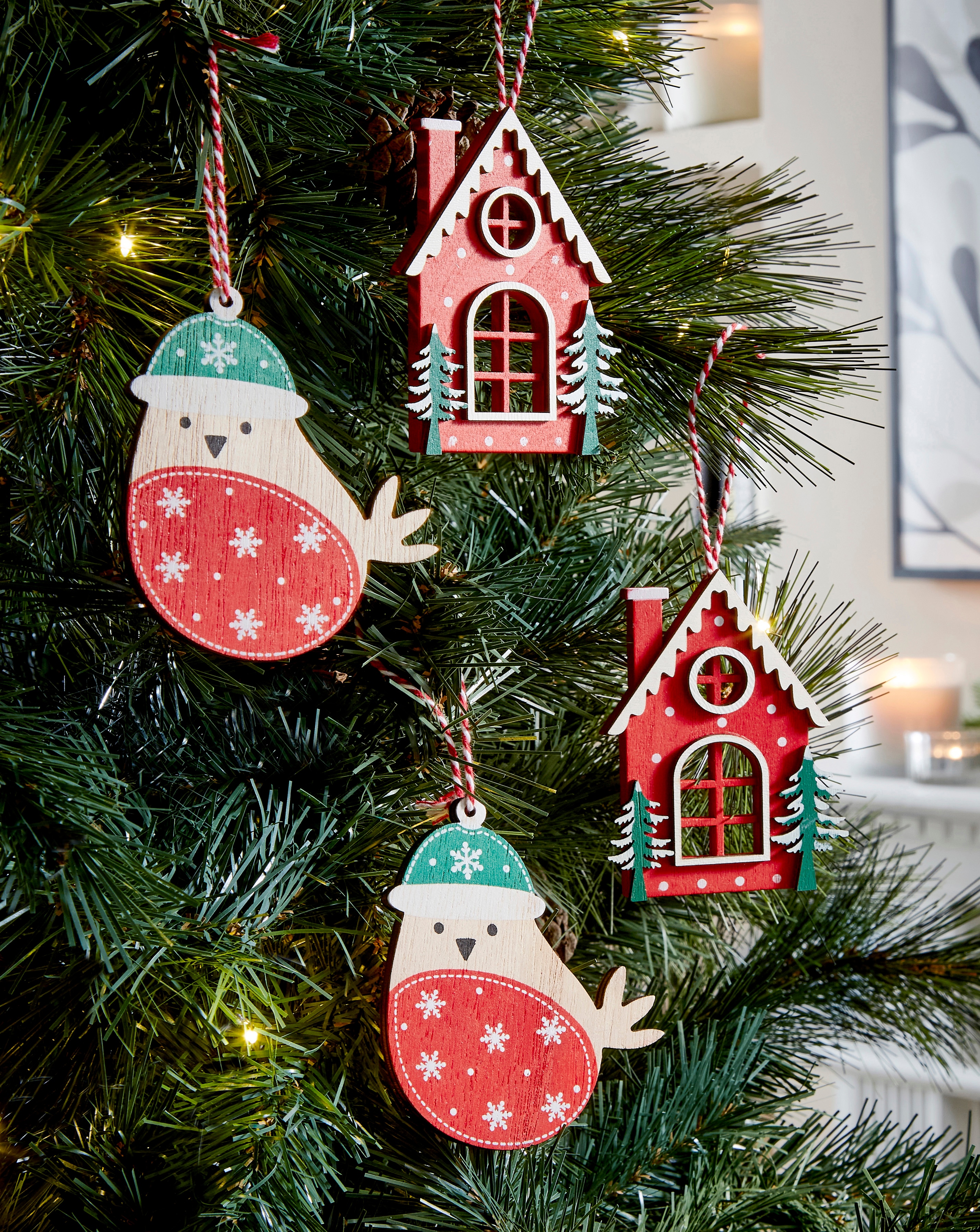 GG Scandi Wood Decorations - Pack of 8