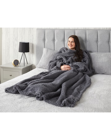 Huggleland Cosy Fleece Wearable Blanket