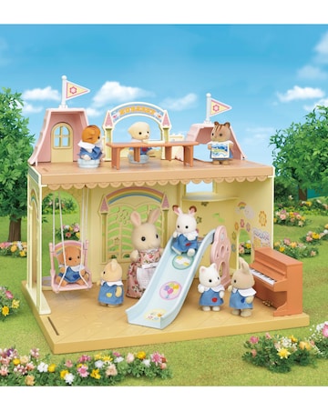 Sylvanian Families Baby Castle Nursery