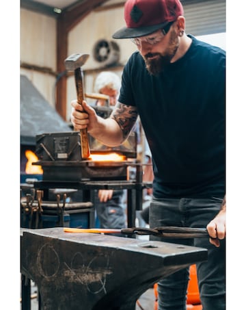 The Oldfield Forge Blacksmith for a Day E - Voucher