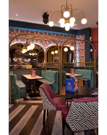 Slug and Lettuce Steak with Beer or Wine for Two E - Voucher - 77 Locations