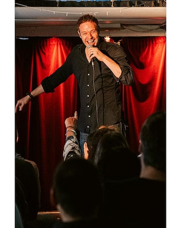 Battersea Barge Comedy Show with Pizza and Drinks for Two E - Voucher