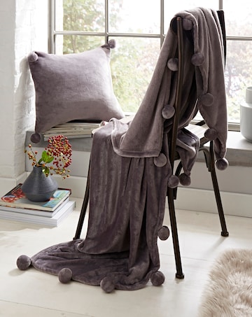 Fleece Pom Pom Cushion