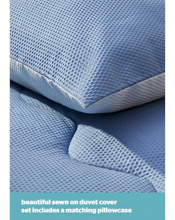 Silentnight Seersucker Coverless 10.5tog Duvet & Pillowcase Set