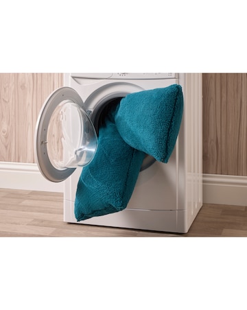 Huggleland Fluffy Fleece Teddy V Pillow