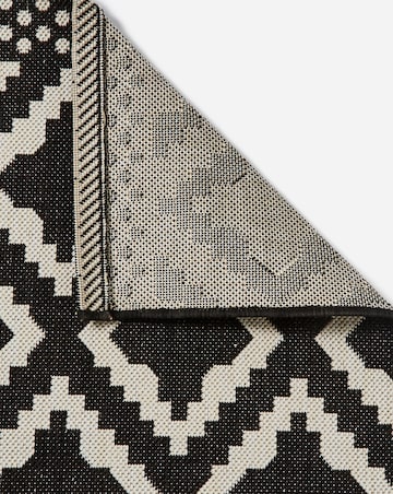 Geo Indoor/Outdoor Rug