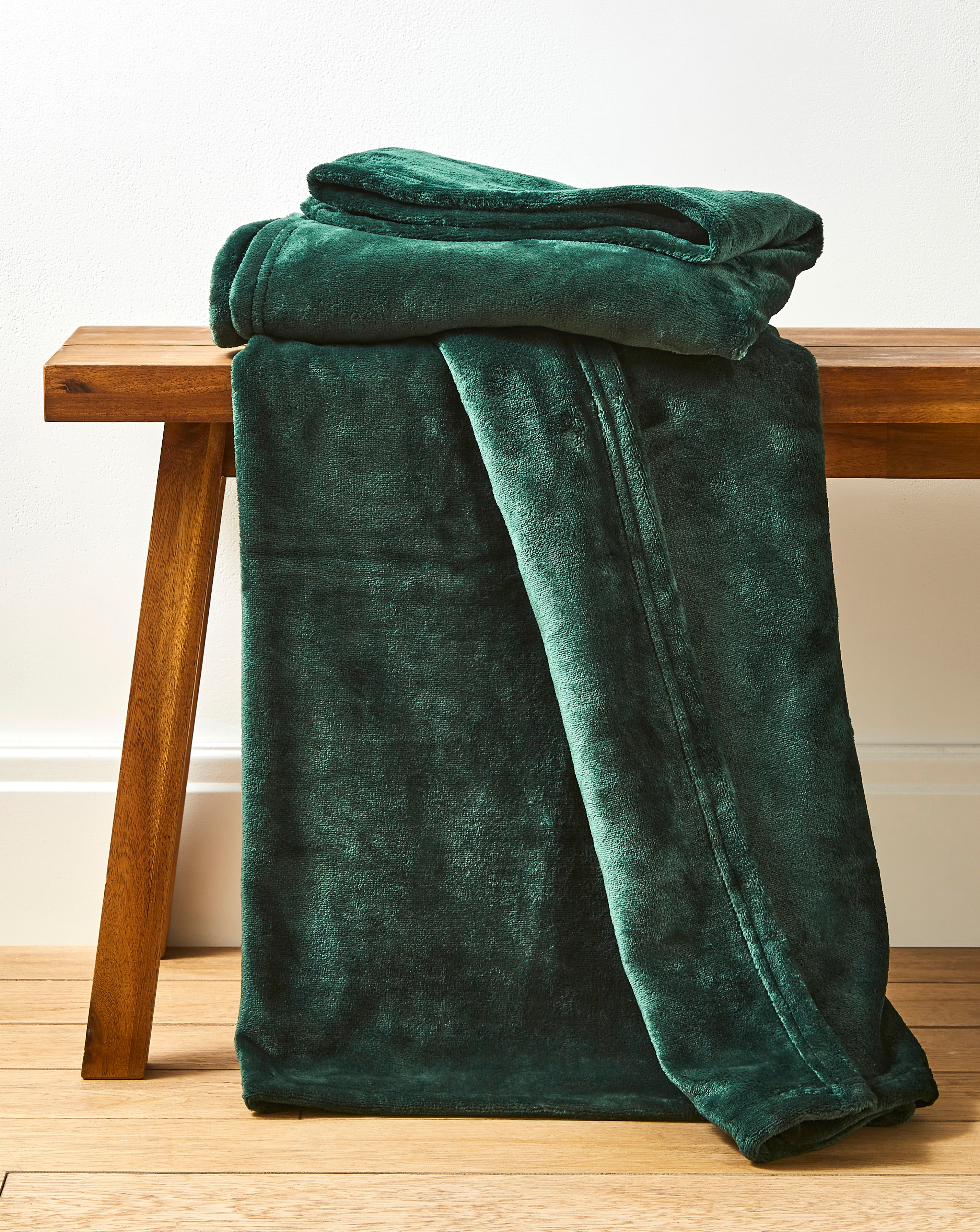 Plush Fleece Throw - Forest Green