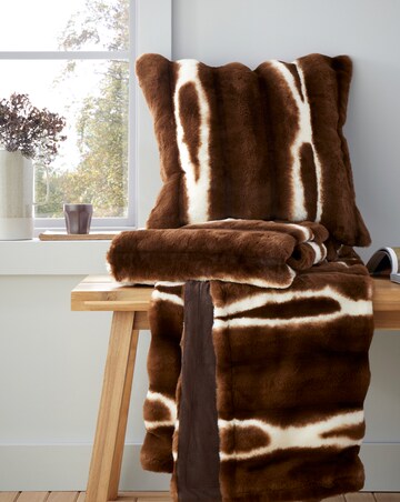 Catherine Lansfield Flint Faux Fur Throw