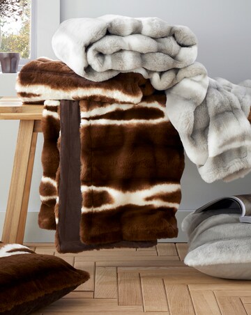 Catherine Lansfield Flint Faux Fur Throw