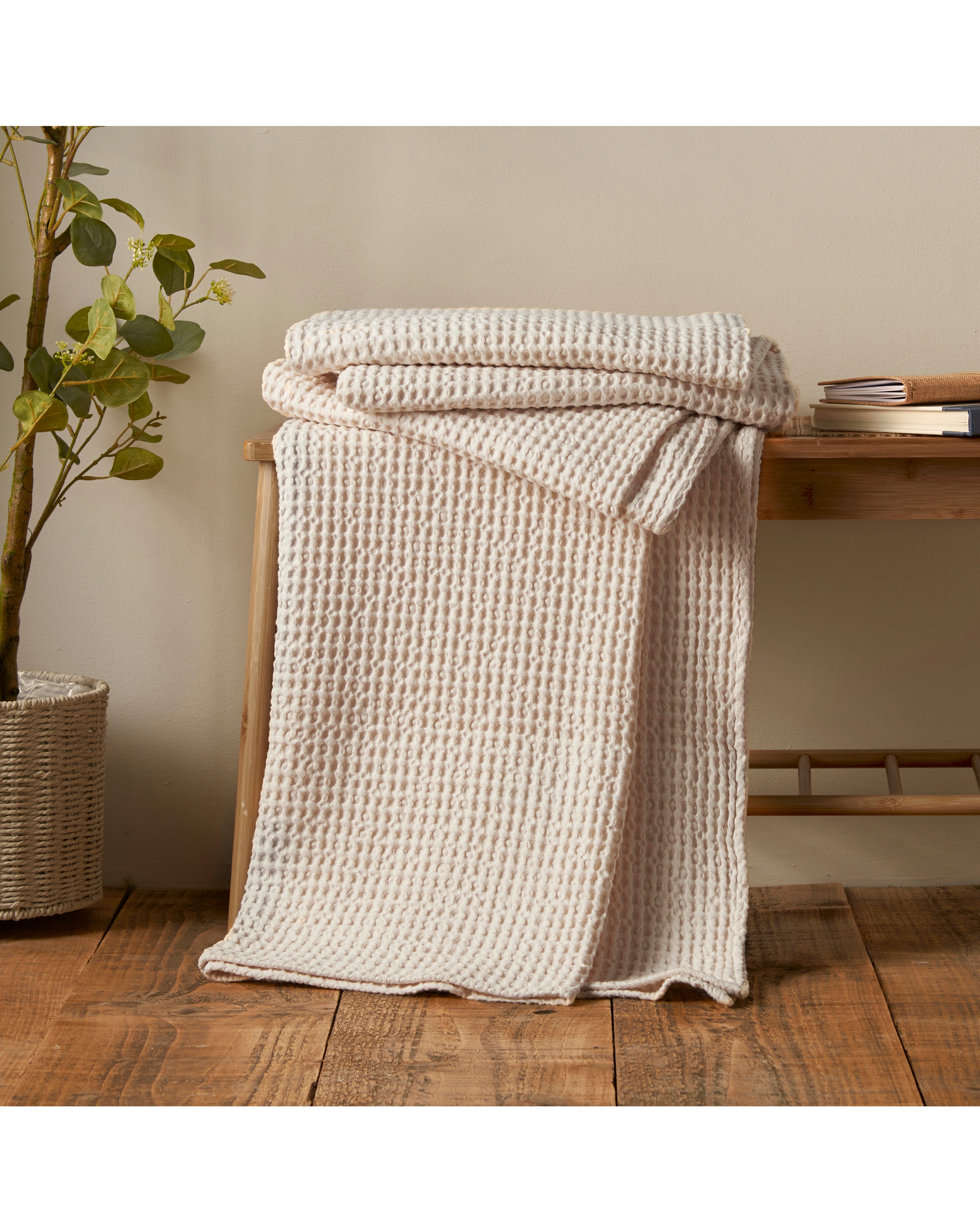 Pineapple Elephant Waffle Cotton Throw