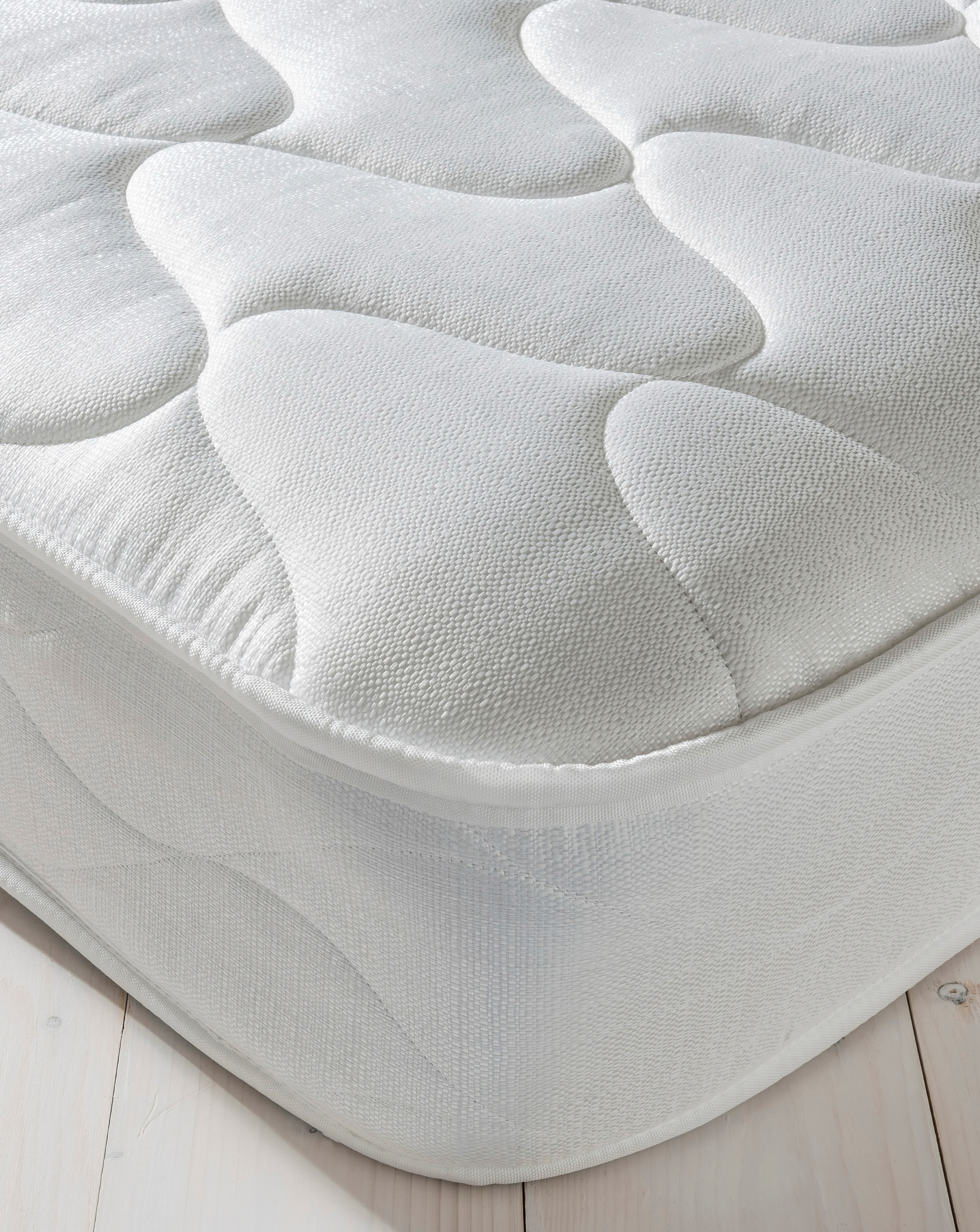 Silentnight Essentials Comfort Mattress